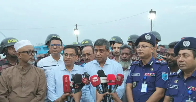 এবারের সাম্প্রদায়িক সম্প্রীতির অনন্য দৃষ্টান্ত স্থাপিত হয়েছে