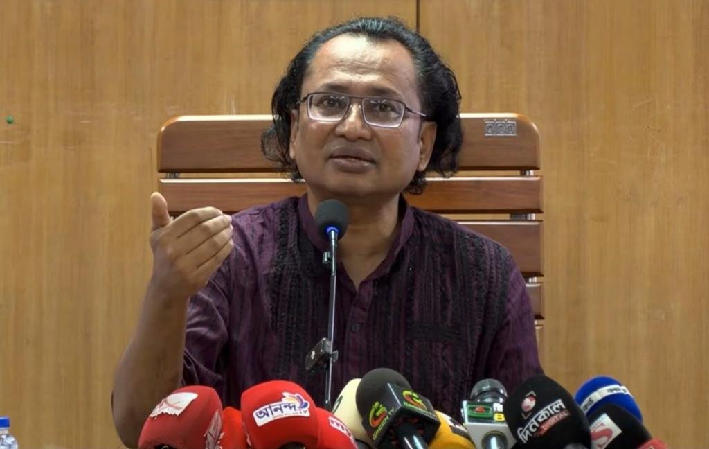 সৌদি প্রতিরক্ষা মন্ত্রণালয়, সামরিক বিমান ও তেল শোধনাগারে হামলার দাবি হুথিদের
