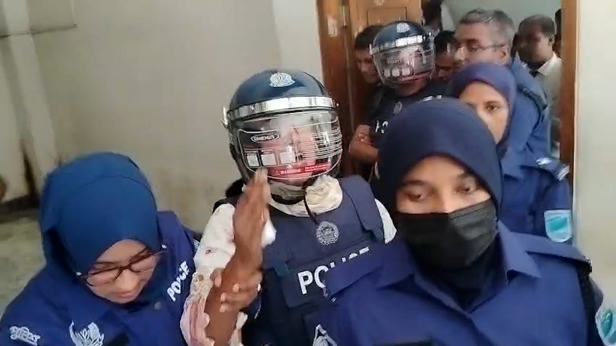 ‘বারবার মিথ্যা মামলা না দিয়ে আমাকে গুলি করে মেরে ফেলেন’