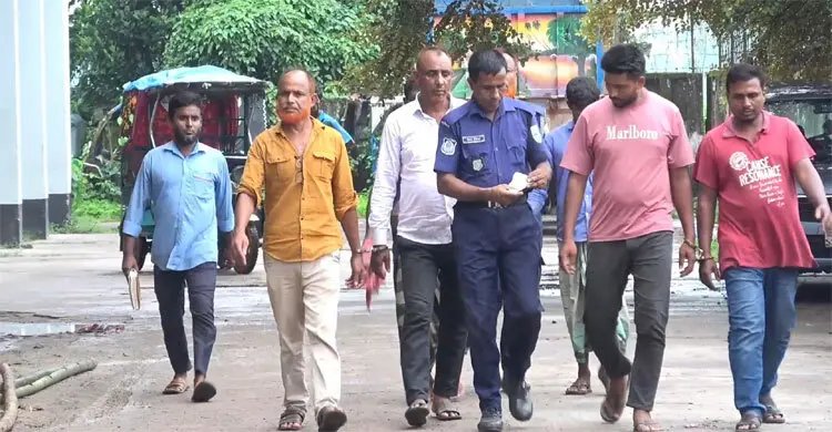 বিজিবি ক্যাম্পে ঢুকে হুমকি, ৪ বিএনপি নেতা কারাগারে