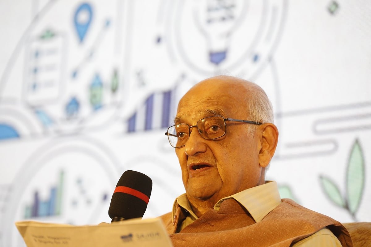 বৈষম্য নিয়ে উদ্বেগ, করপোরেট মালিকানায় শ্রমিকদেরও অংশীদারত্ব প্রয়োজন