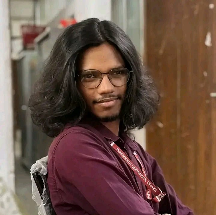 চাঁনখারপুলের মেস থেকে জগন্নাথ বিশ্ববিদ্যালয়ের শিক্ষার্থীর মরদেহ উদ্ধার