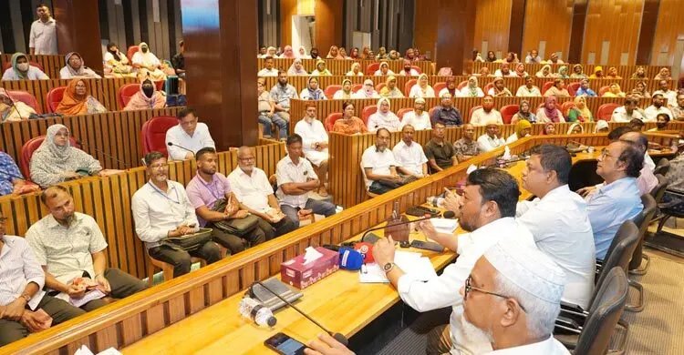 ডেঙ্গু প্রতিরোধে প্রধানমন্ত্রী কথায় নয়, কাজে বিশ্বাসী