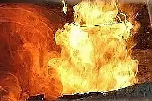 ধানমন্ডির পর মহাখালীর একটি ভবনে আগুন