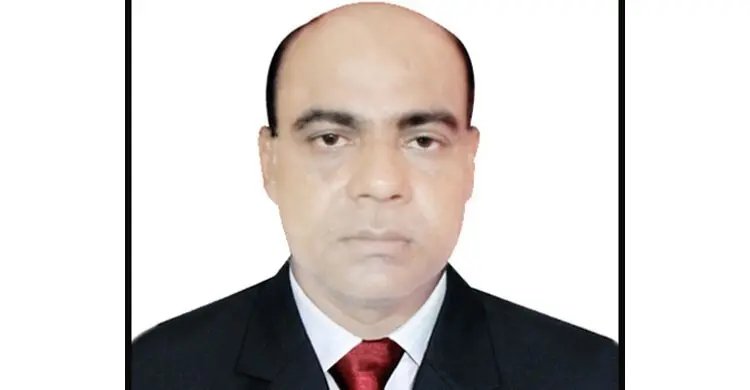 দৌড়ে পালানোর চেষ্টা, ধাওয়া দিয়ে আওয়ামী লীগ নেতাকে ধরলো পুলিশ