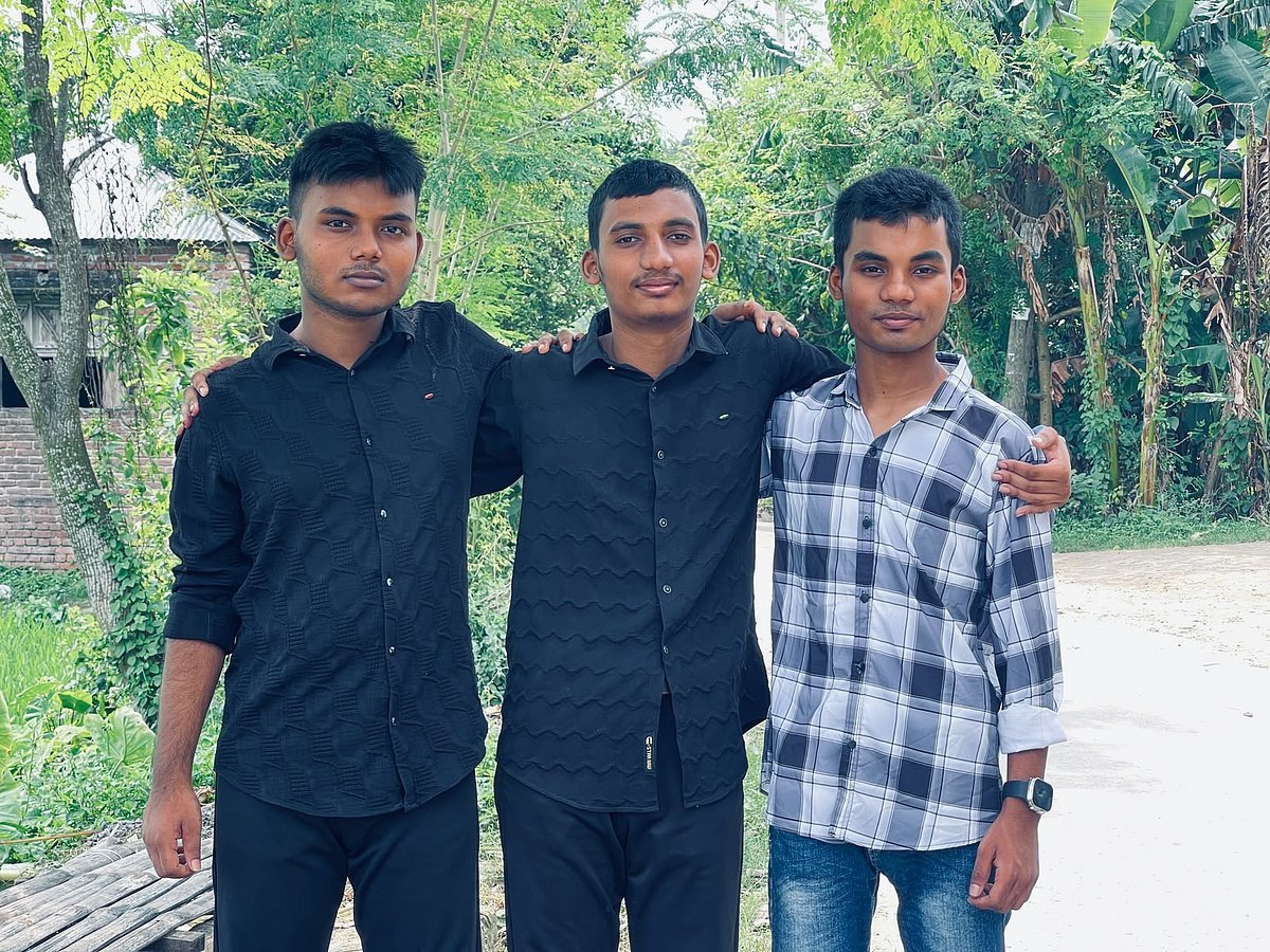 একসঙ্গে জন্ম, একসঙ্গে বেড়ে ওঠা, একসঙ্গে জিপিএ–৫ পেল তিন ভাই