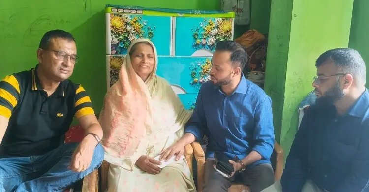 গুম হওয়া ছাত্রদল নেতা আলামিনের মায়ের খোঁজ নিলেন প্রধানমন্ত্রী