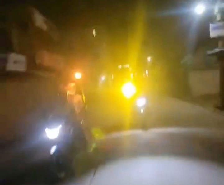 গভীর রাতে মোটরসাইকেল নিয়ে আওয়ামী লীগের মশালমিছিল, ভিডিও ভাইরাল