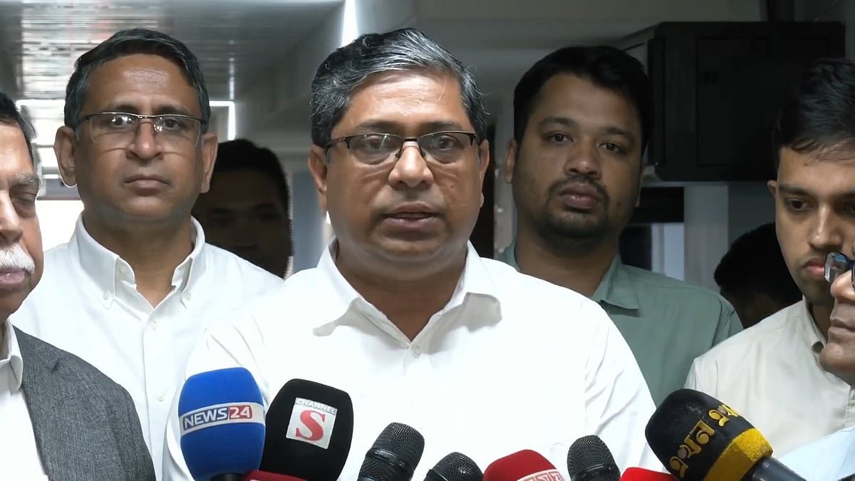ইসির ইউপি নির্বাচনের তারিখ ঘোষণার বিষয়ে সরকার কিছু জানে না: মীর শাহে আলম