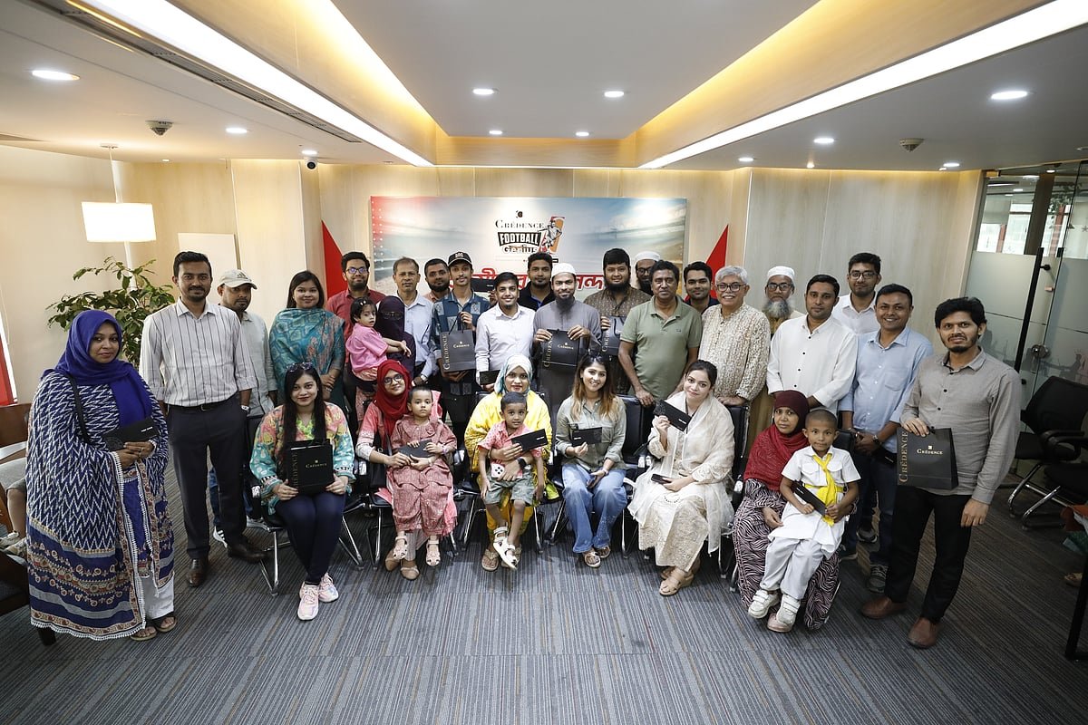 ক্রিডেন্স ফুটবল জিনিয়াস: কুইজ বিজয়ী ৩০ জন পেলেন পুরস্কার