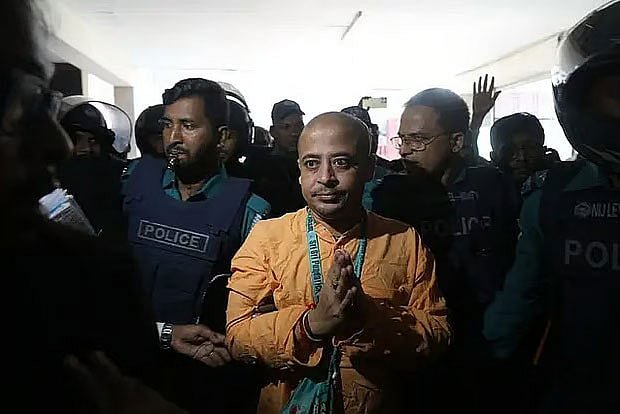 মায়ের মৃত্যুতে চিন্ময় কৃষ্ণ দাসকে পাঁচ ঘণ্টার জন্য প্যারোলে মুক্তির আদেশ