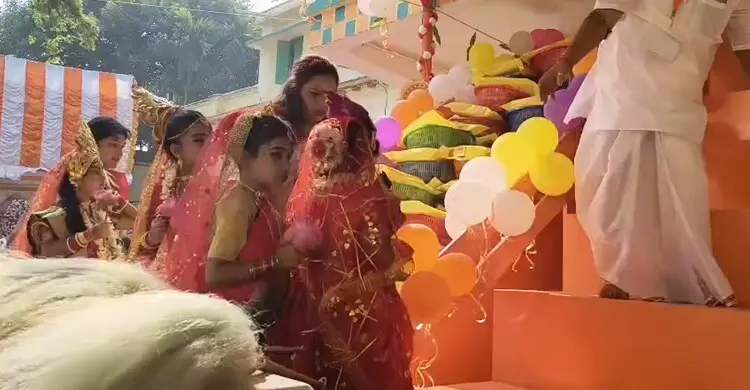 পশ্চিমবঙ্গে কুমারি পূজায় নানা আয়োজন