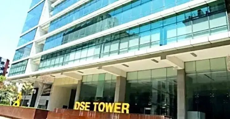 পতনের ধারা থেকে ঘুরে দাঁড়ানোর ইঙ্গিত শেয়ারবাজারে