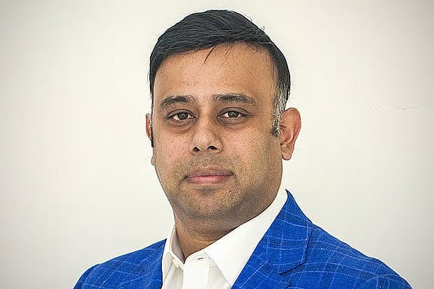 ঋণমানের পূর্বাভাস বাড়ায় আস্থা ফিরবে, তবে সংস্কারও এগিয়ে নিতে হবে