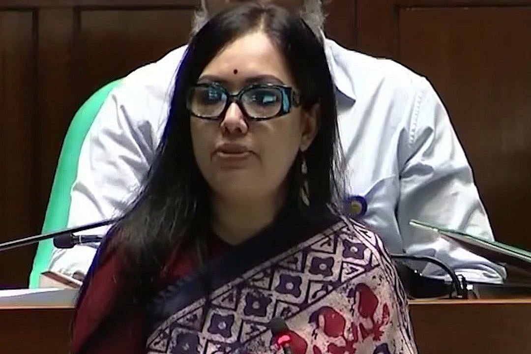 সংসদে গালাগালির শিকার হয়েছেন, অভিযোগ রুমিন ফারহানার