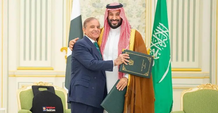 সৌদির তেল পাইপলাইনে হামলা, যা বলল পাকিস্তান