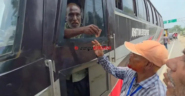 শ্রমিক কল্যাণের নামে গাড়িপ্রতি ৬০ টাকা আদায়, না দিলে চলে নির্যাতন