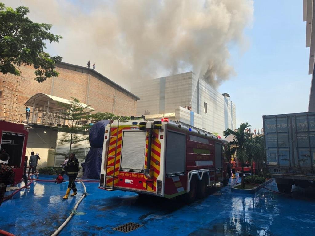 সৌদি জোটের হামলার জবাবে হুথিদের পাল্টা হামলা, আরামকোর সদরদপ্তরে 'ব্যাপক ক্ষয়ক্ষতি'