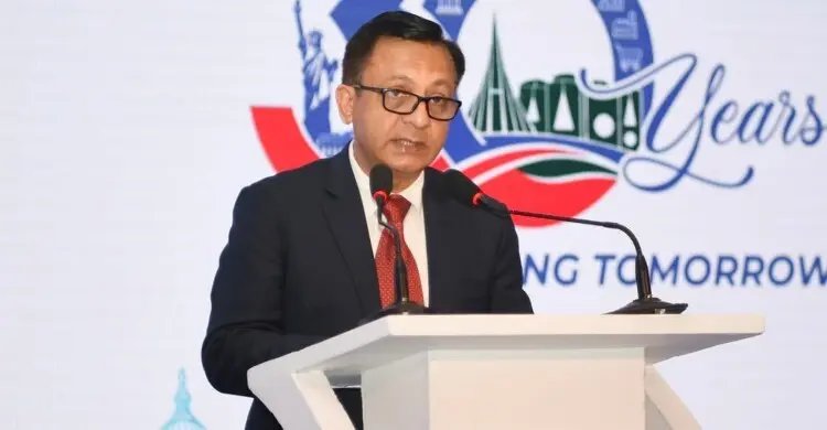 যুক্তরাষ্ট্র থেকে আরও ৫ বিলিয়ন ডলার বিনিয়োগ আনা হবে: বাণিজ্যমন্ত্রী